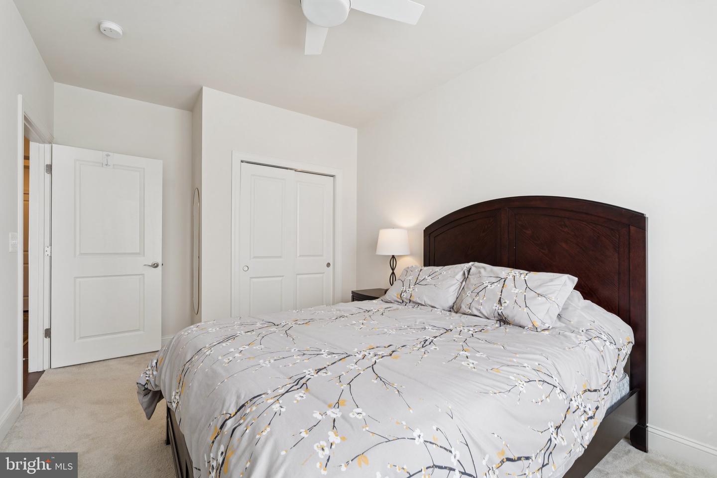 44589 York Crest Ter #200