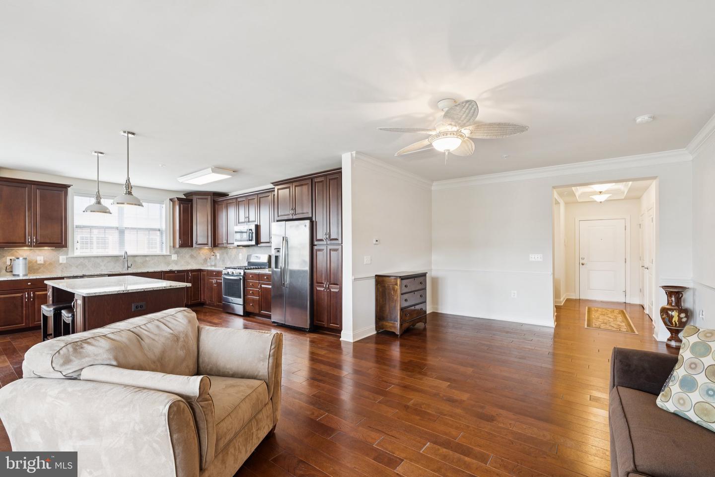 44589 York Crest Ter #200