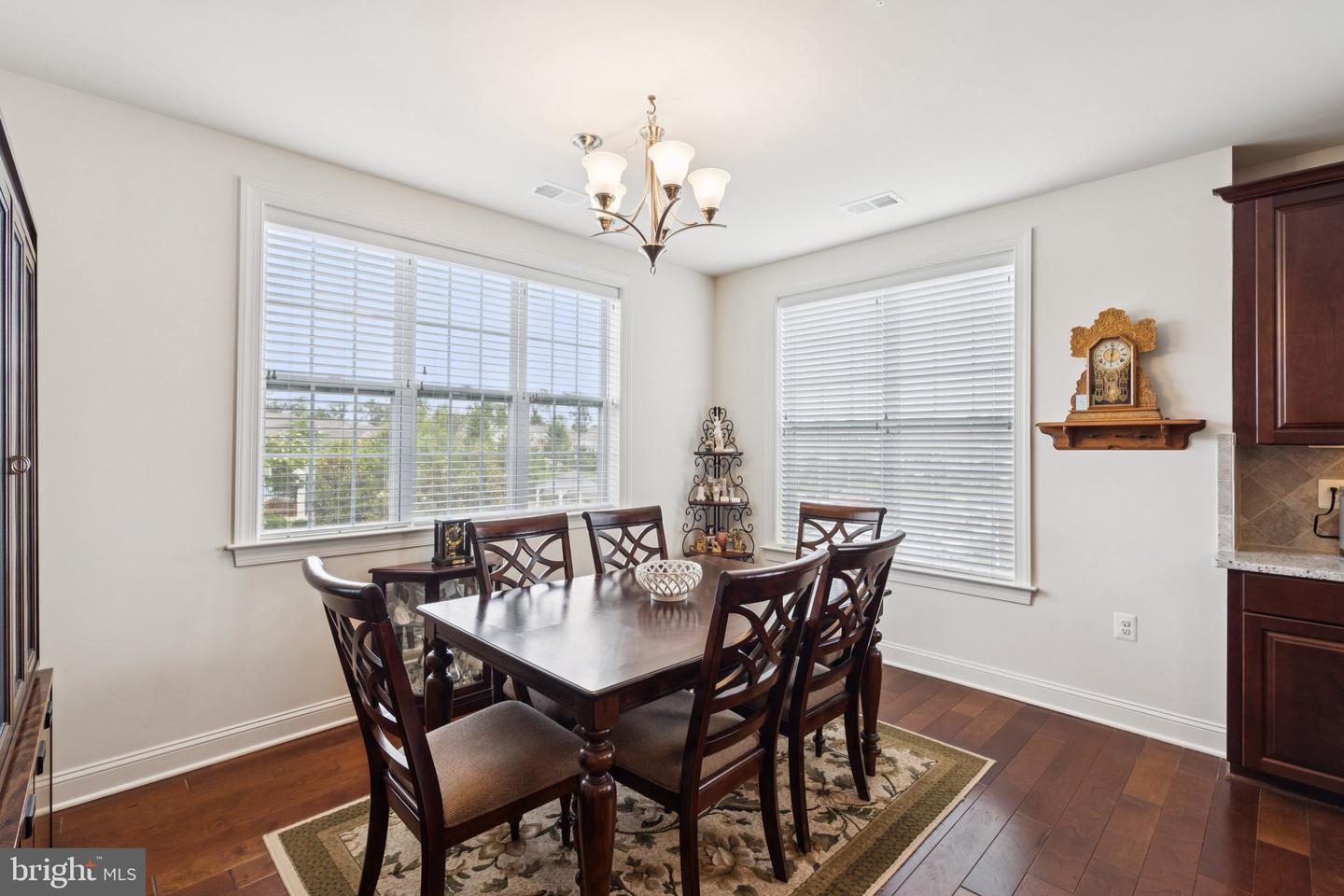 44589 York Crest Ter #200