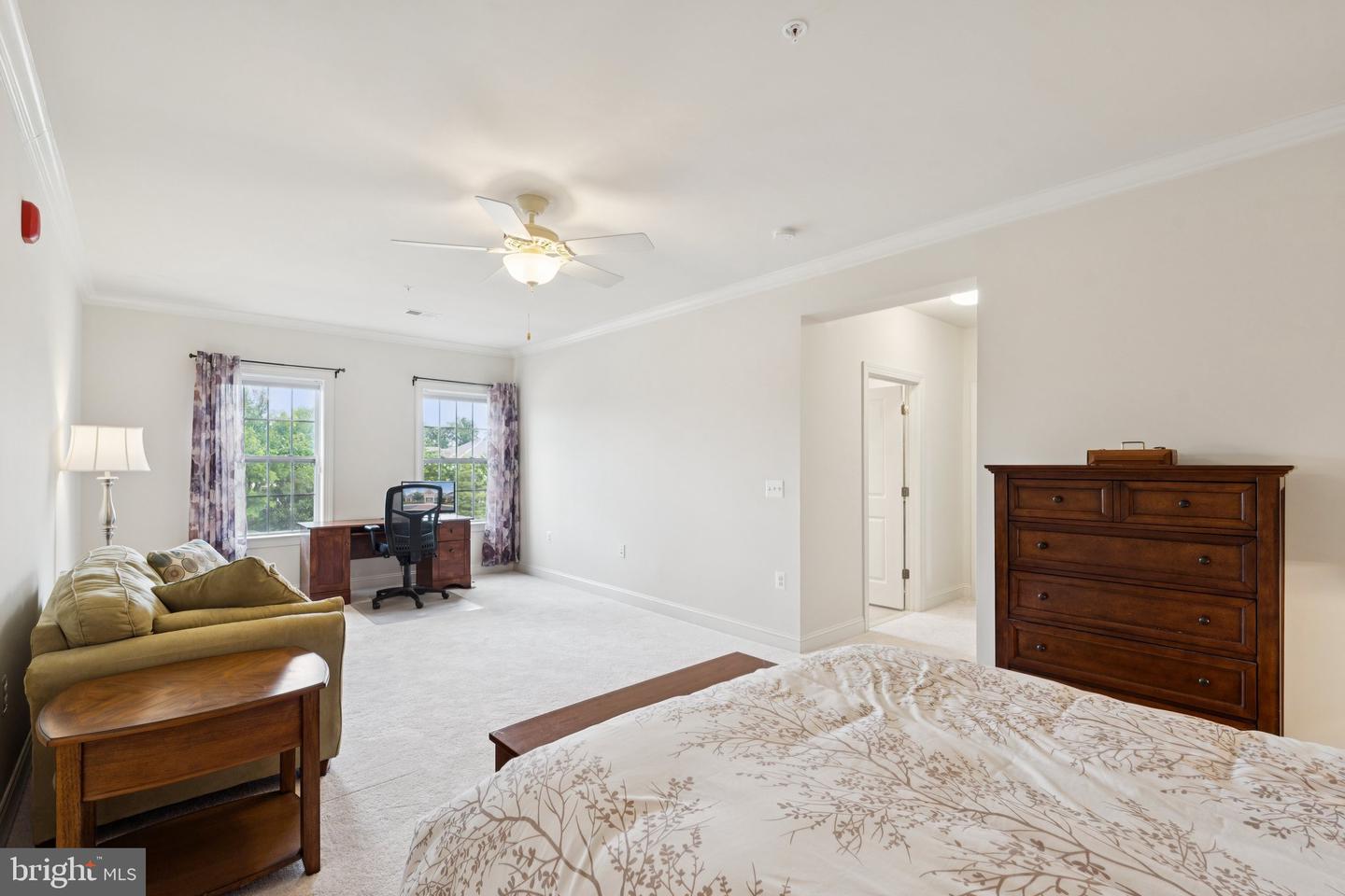 44589 York Crest Ter #200