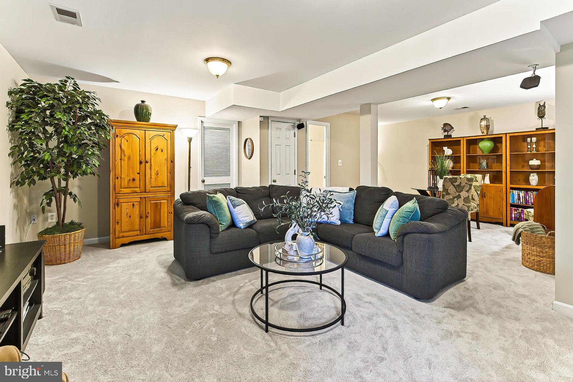 39854 CANTERFIELD COURT