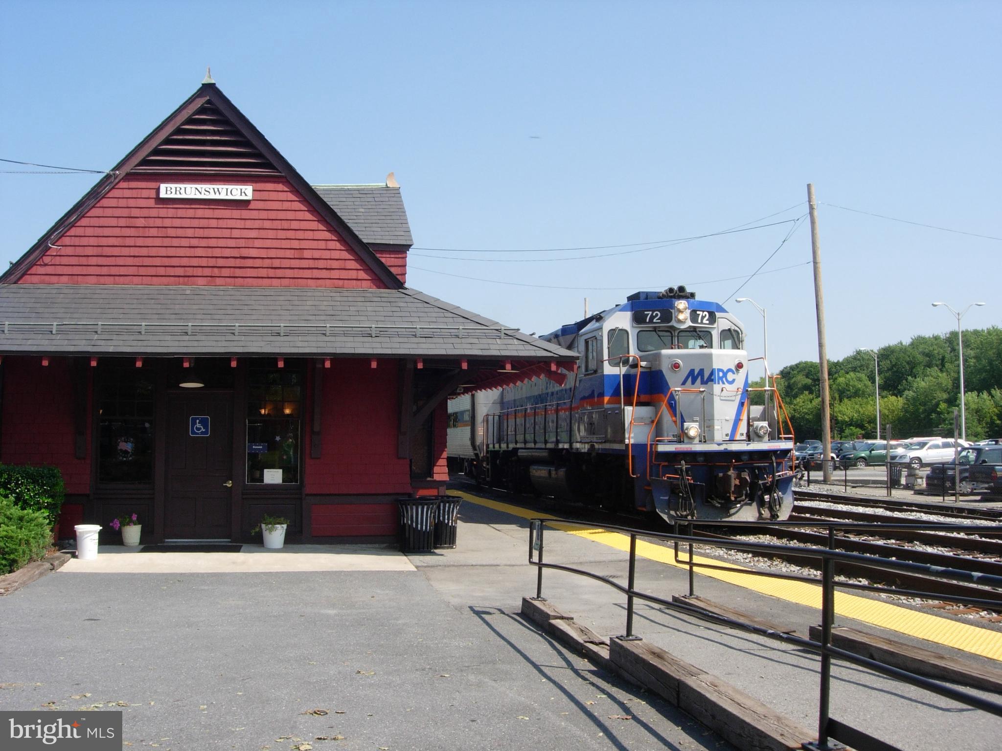 39854 CANTERFIELD COURT