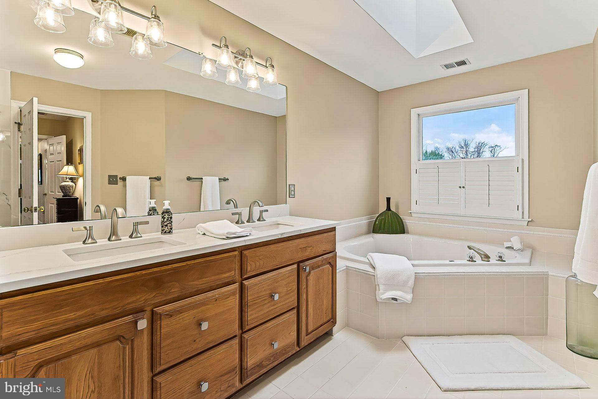 39854 CANTERFIELD COURT