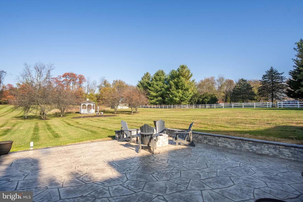 39854 CANTERFIELD COURT