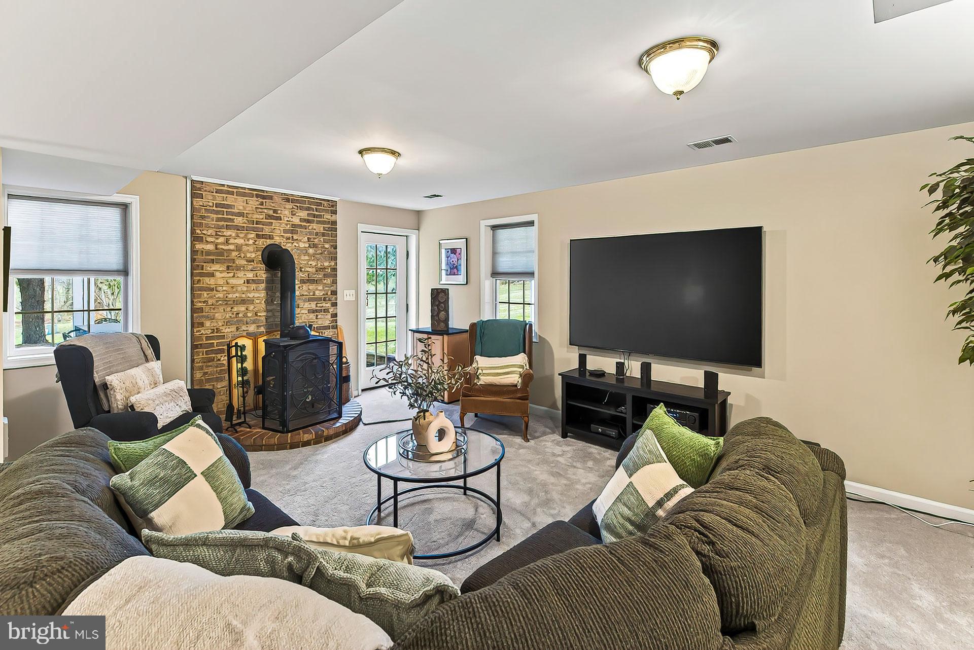 39854 CANTERFIELD COURT