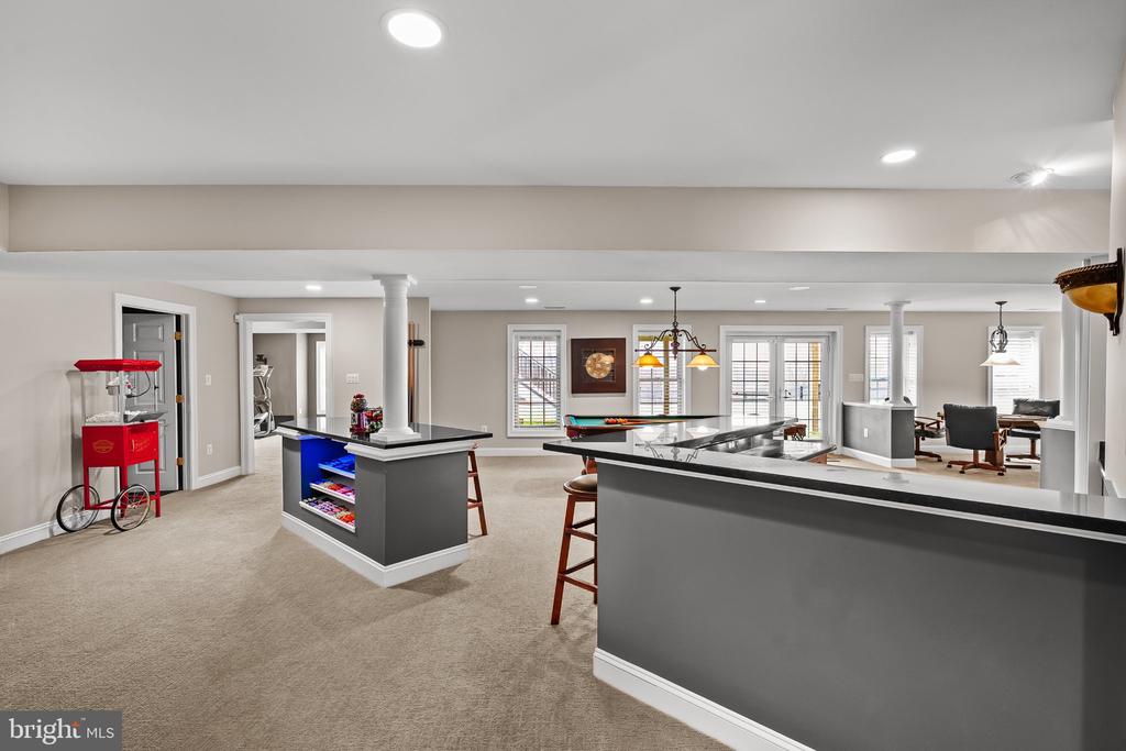 18222 WHITEHALL FARM LANE