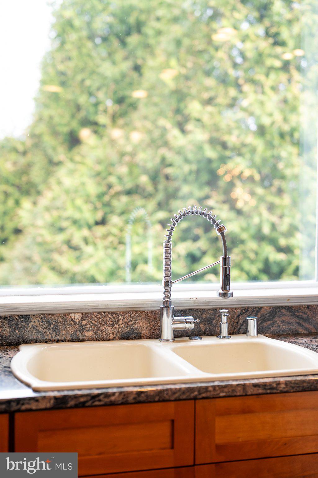 18222 WHITEHALL FARM LANE