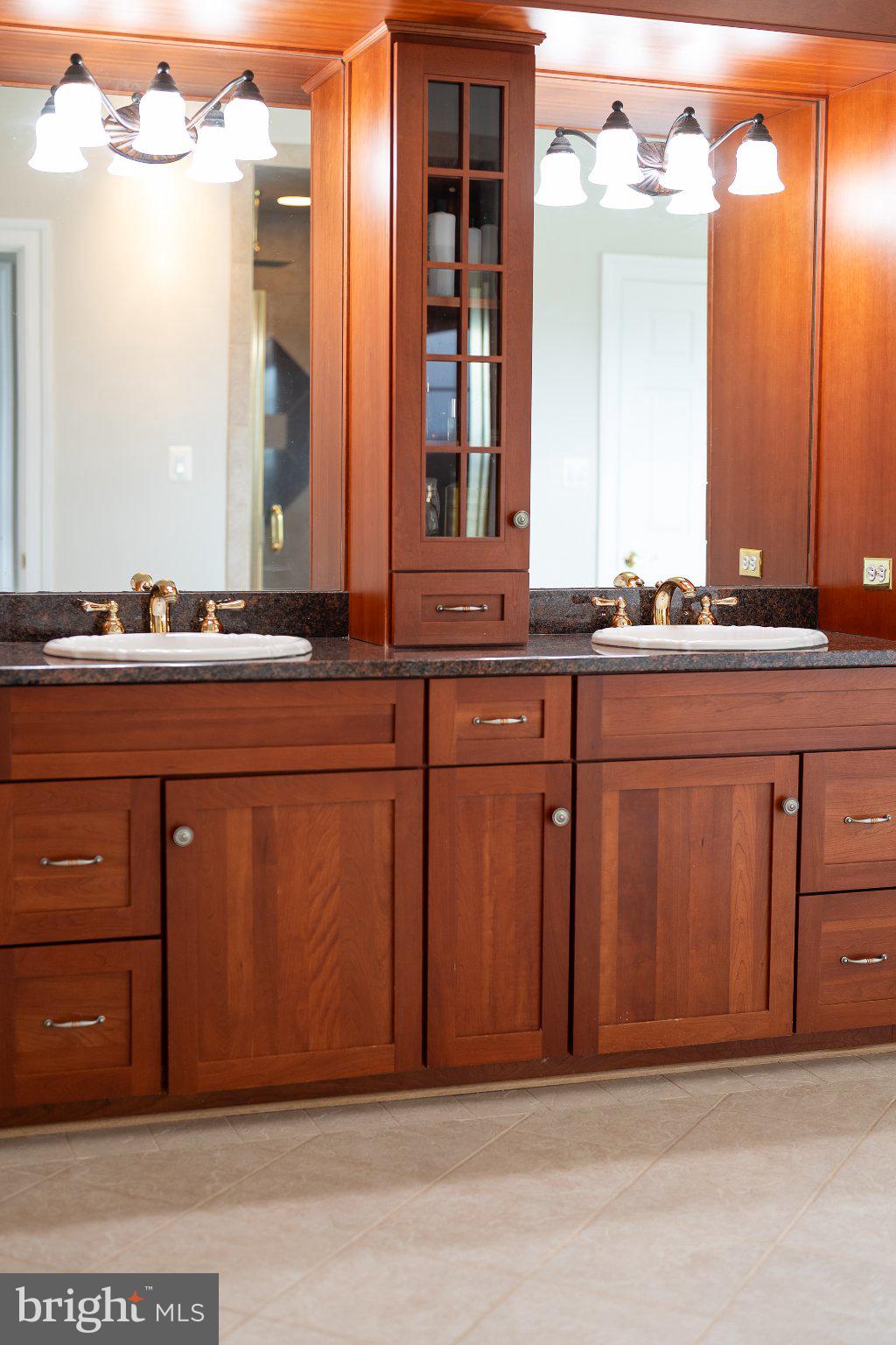 18222 WHITEHALL FARM LANE