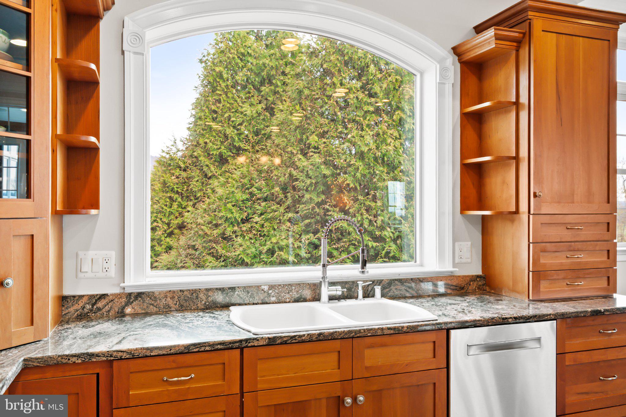 18222 WHITEHALL FARM LANE