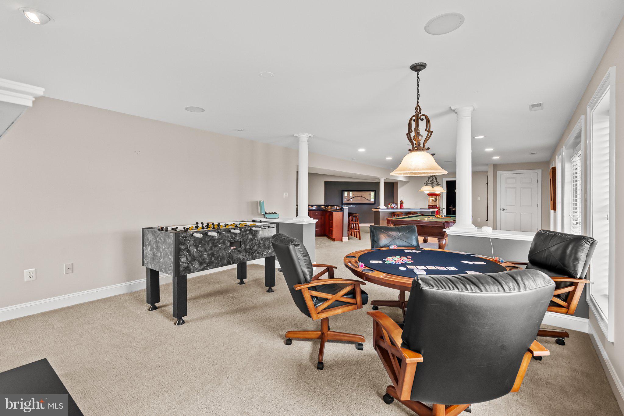 18222 WHITEHALL FARM LANE