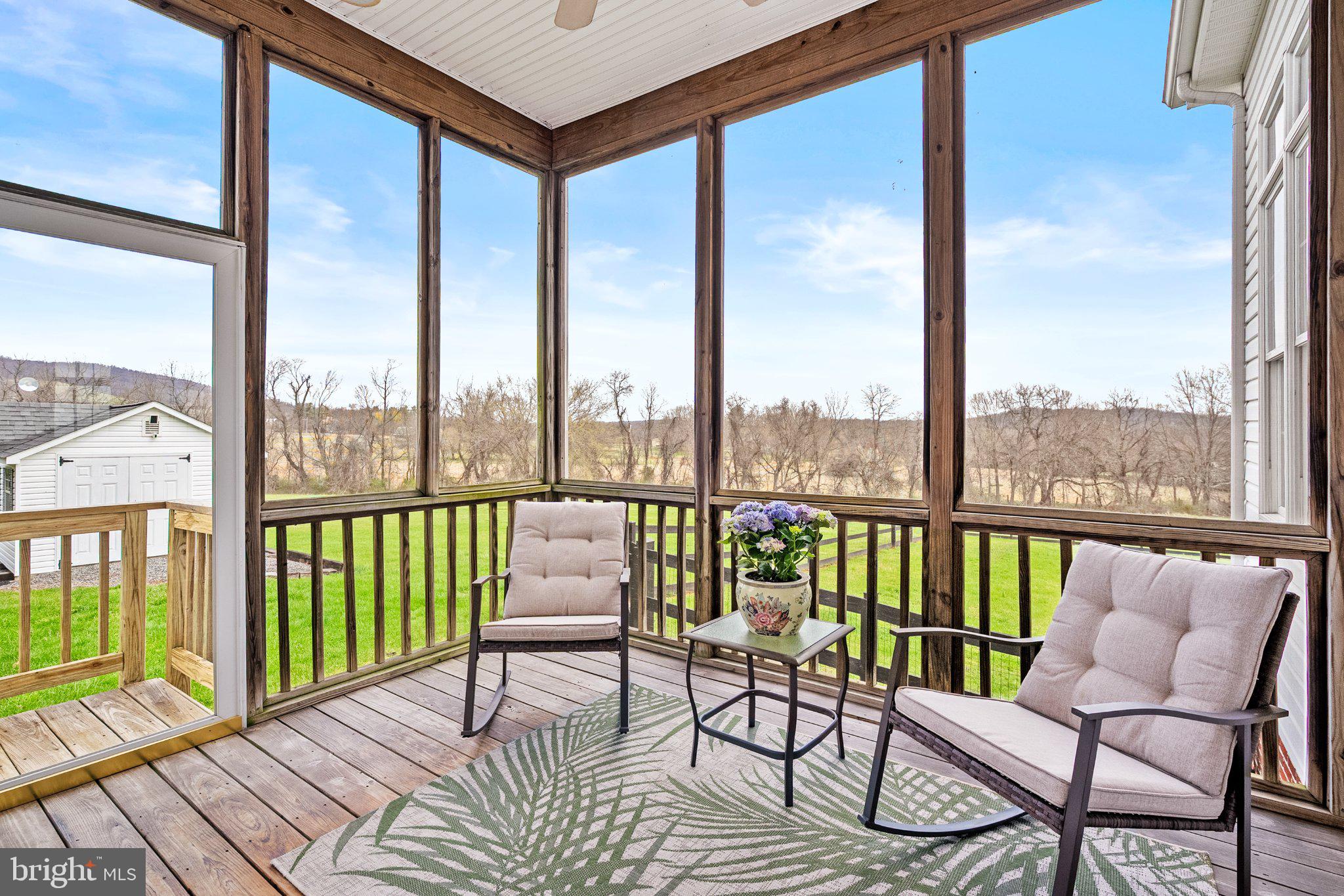 18222 WHITEHALL FARM LANE