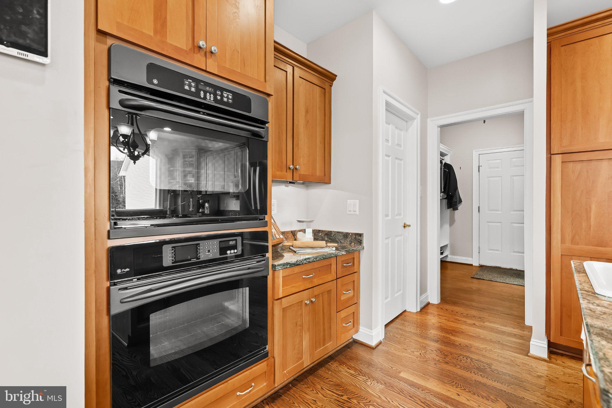 18222 WHITEHALL FARM LANE