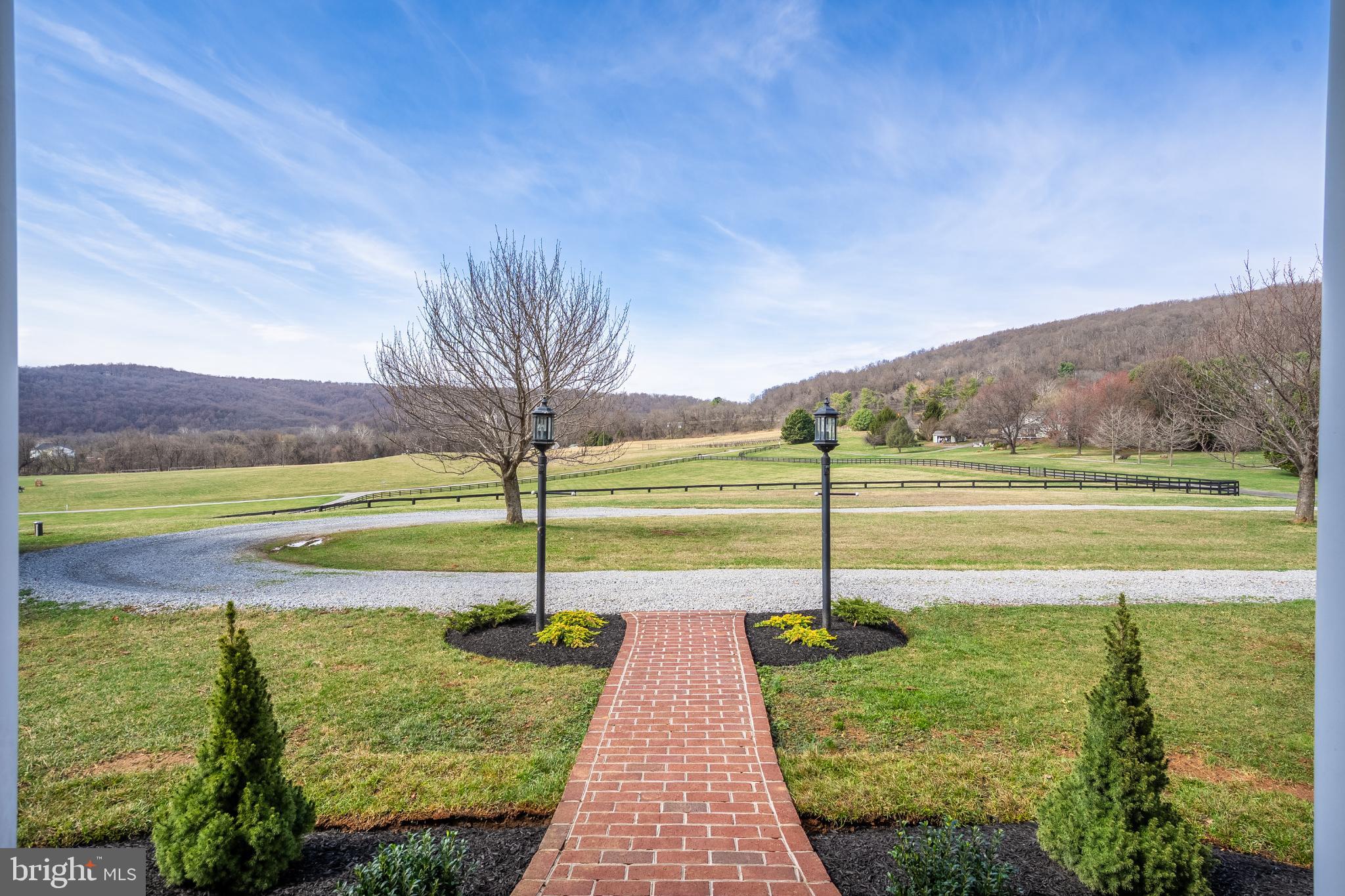 18222 WHITEHALL FARM LANE