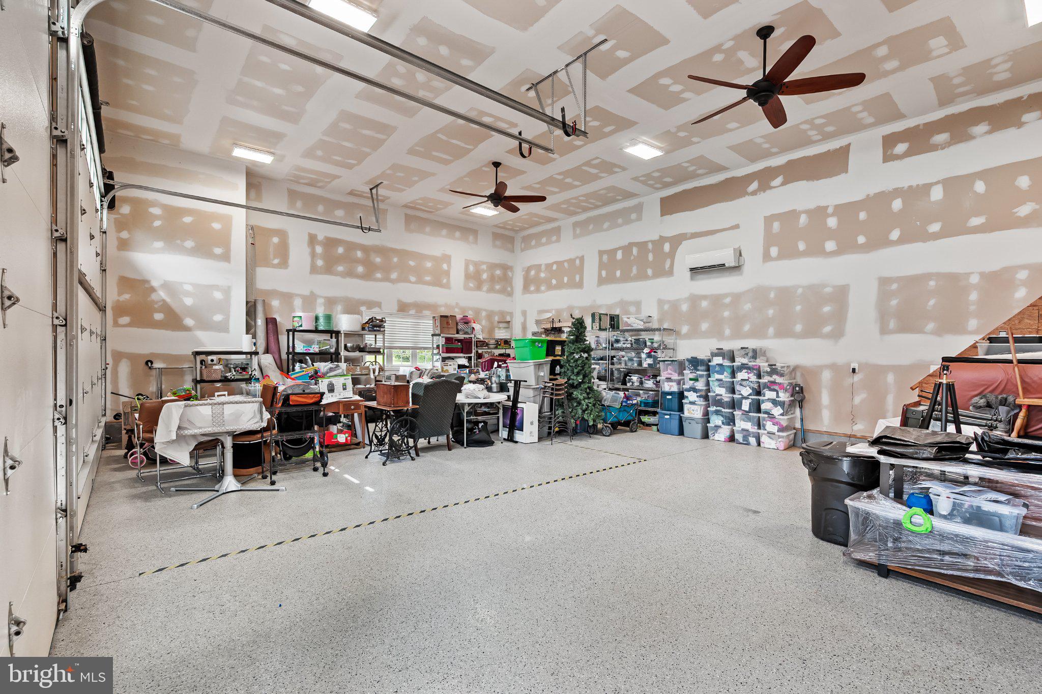 18222 WHITEHALL FARM LANE