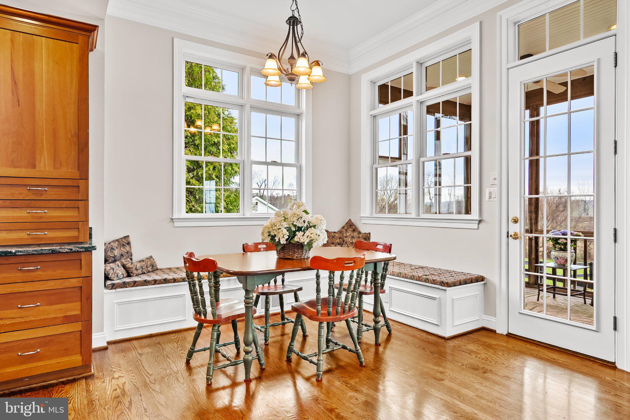 18222 WHITEHALL FARM LANE