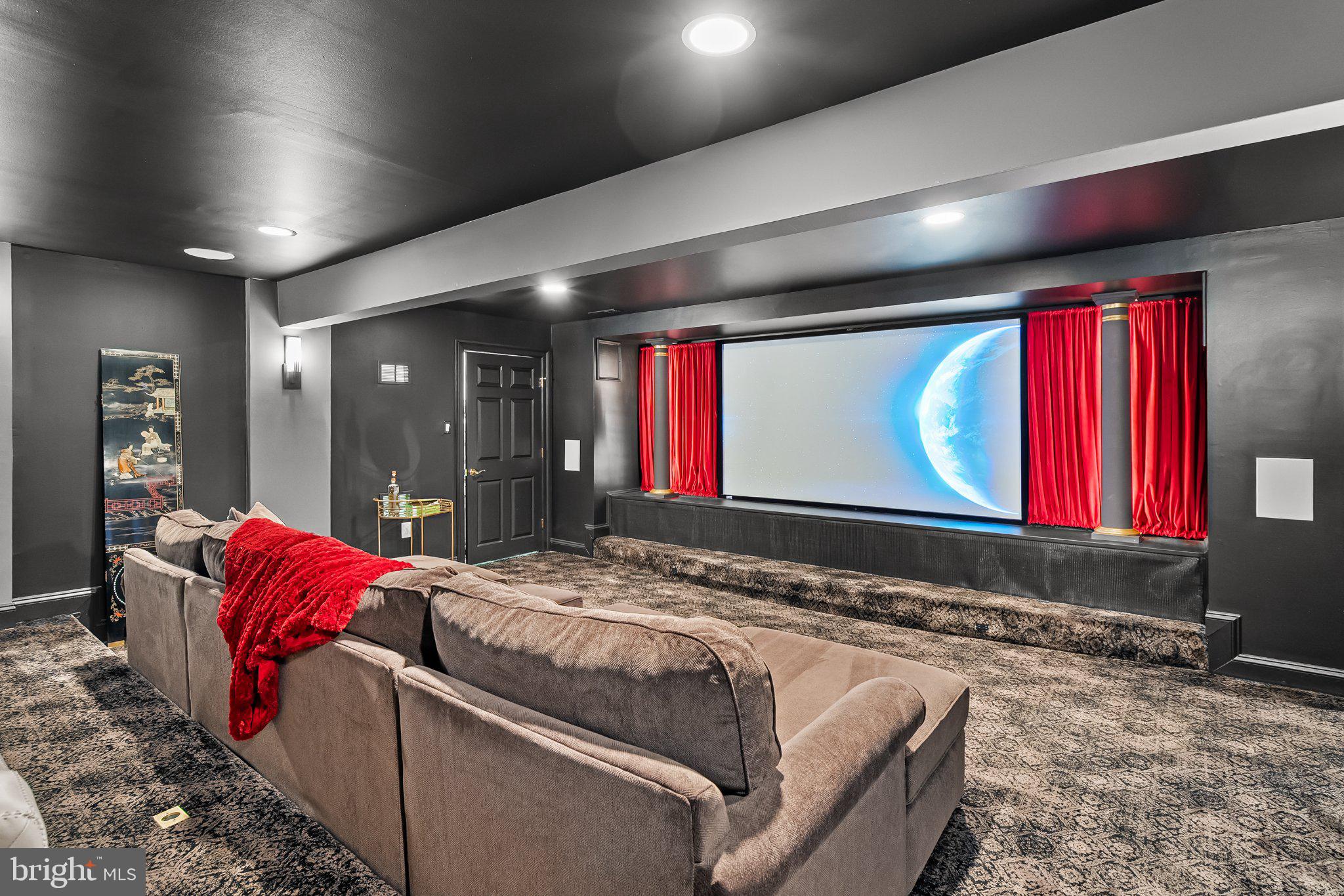 18222 WHITEHALL FARM LANE