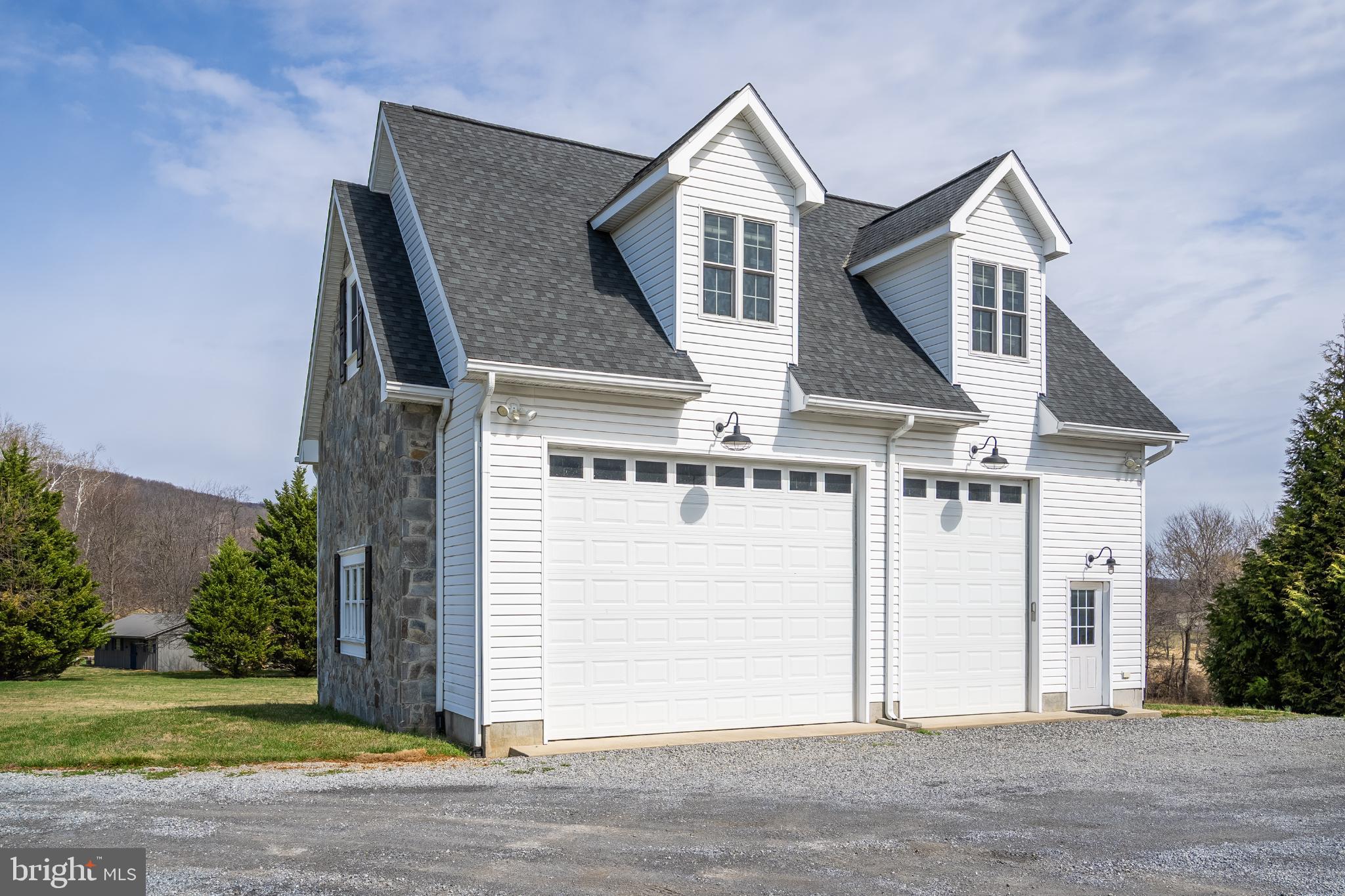 18222 WHITEHALL FARM LANE