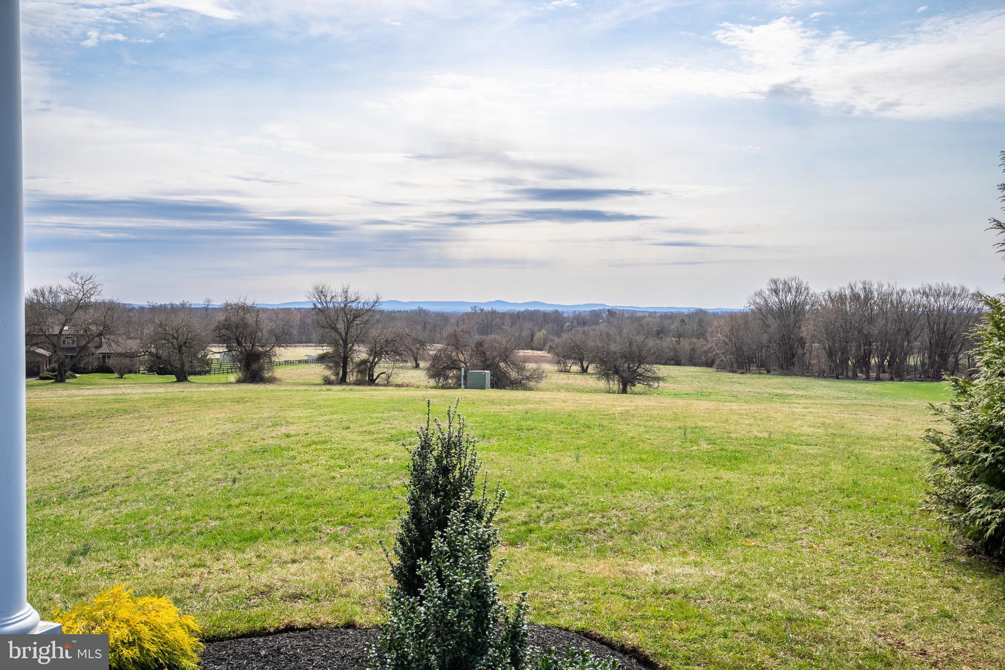 18222 WHITEHALL FARM LANE