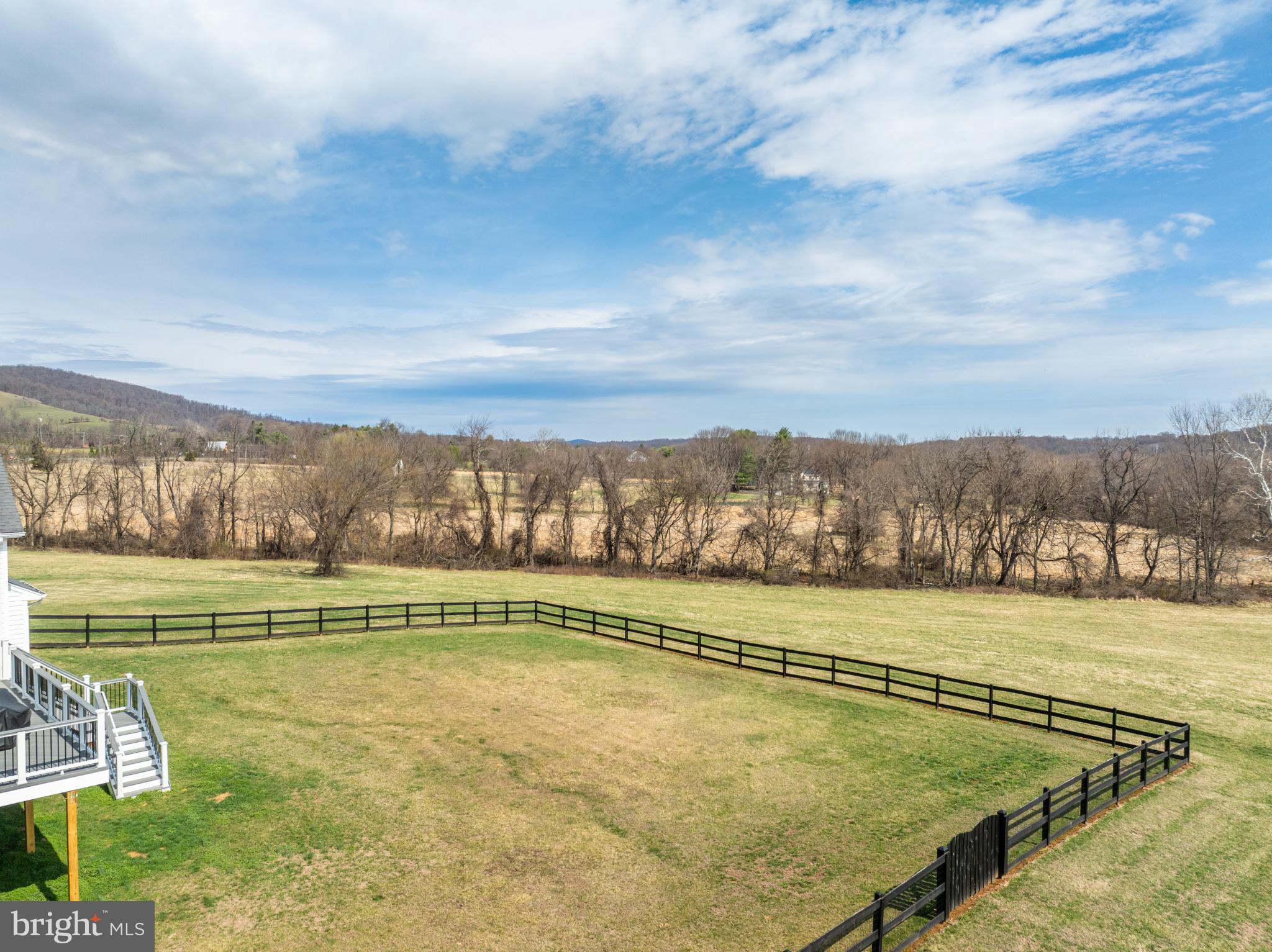 18222 WHITEHALL FARM LANE