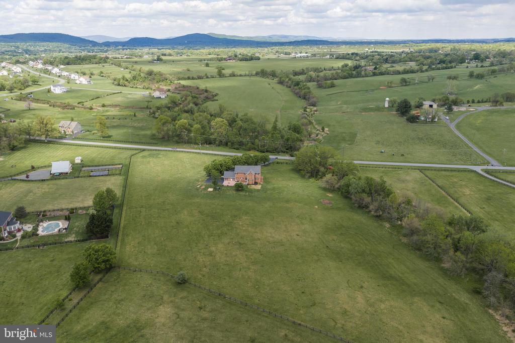 42827 SPINKS FERRY ROAD