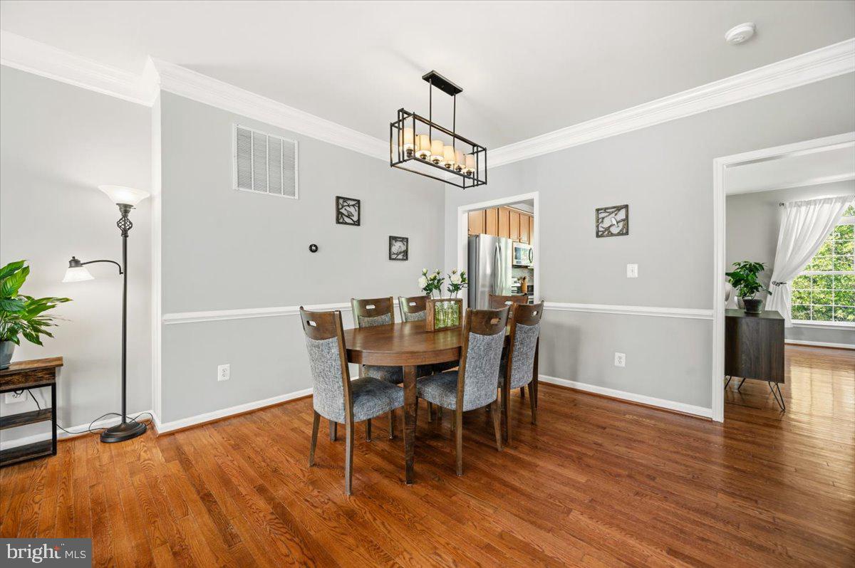 210 ELDER TERRACE