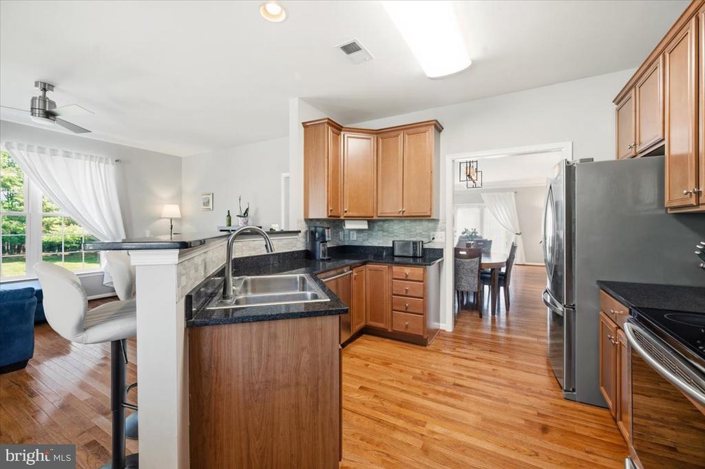 210 ELDER TERRACE