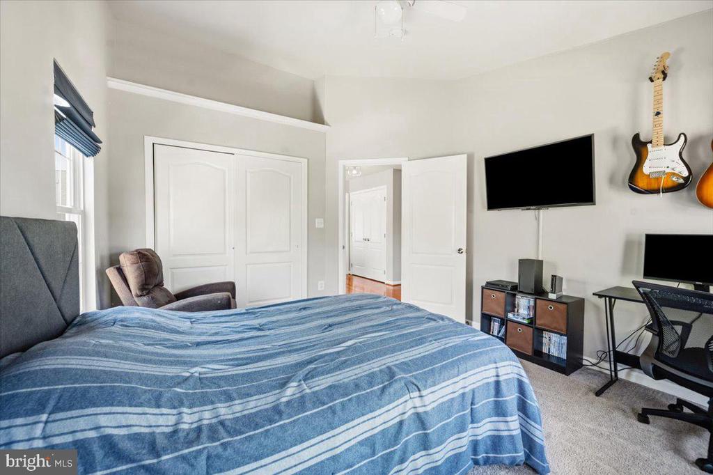 210 ELDER TERRACE
