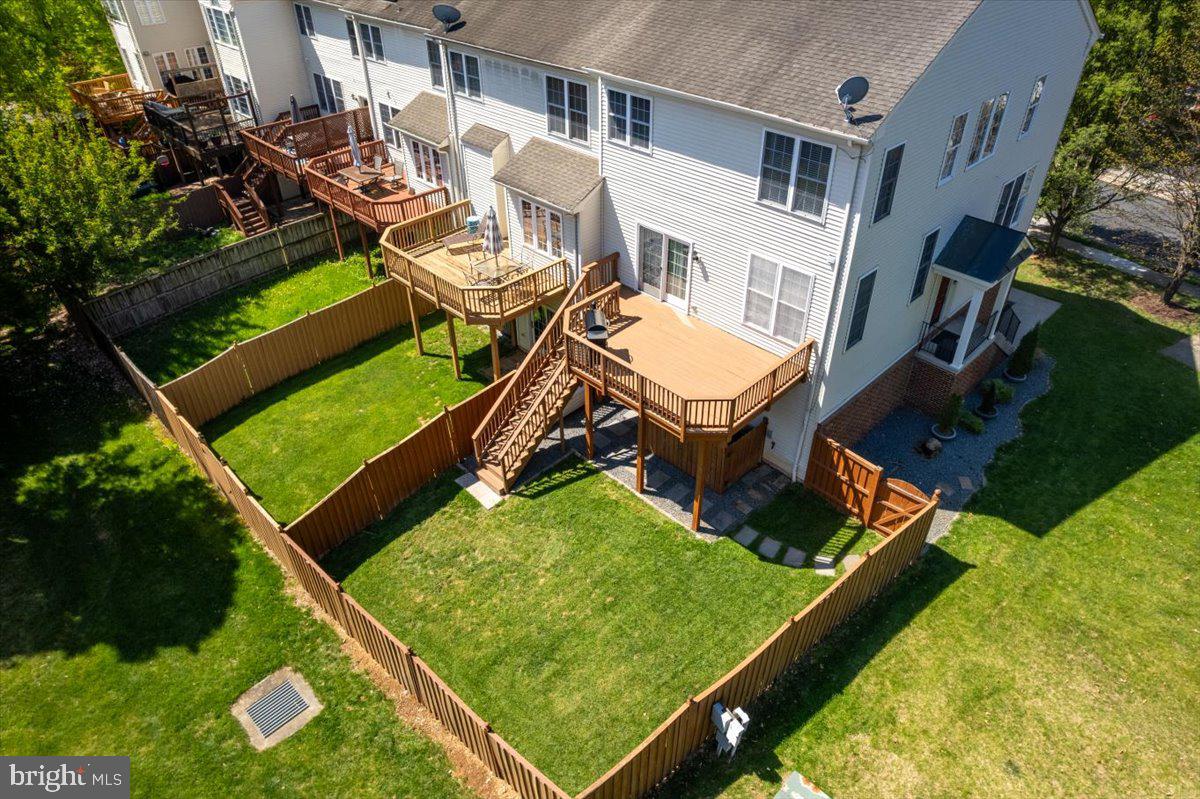 210 ELDER TERRACE