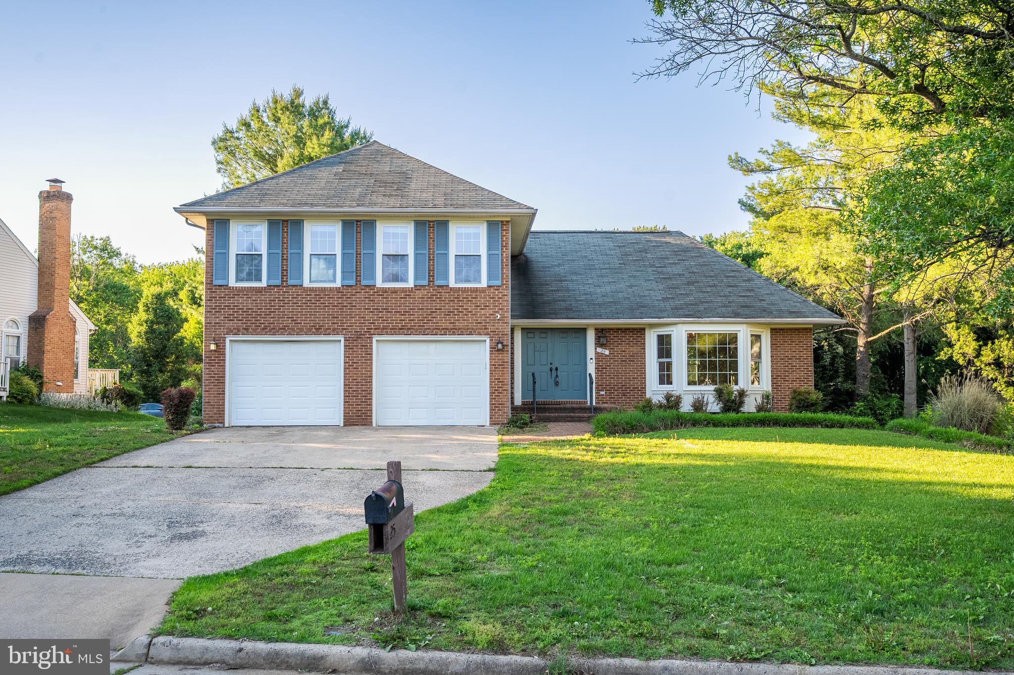 25 WHITTINGHAM CIRCLE