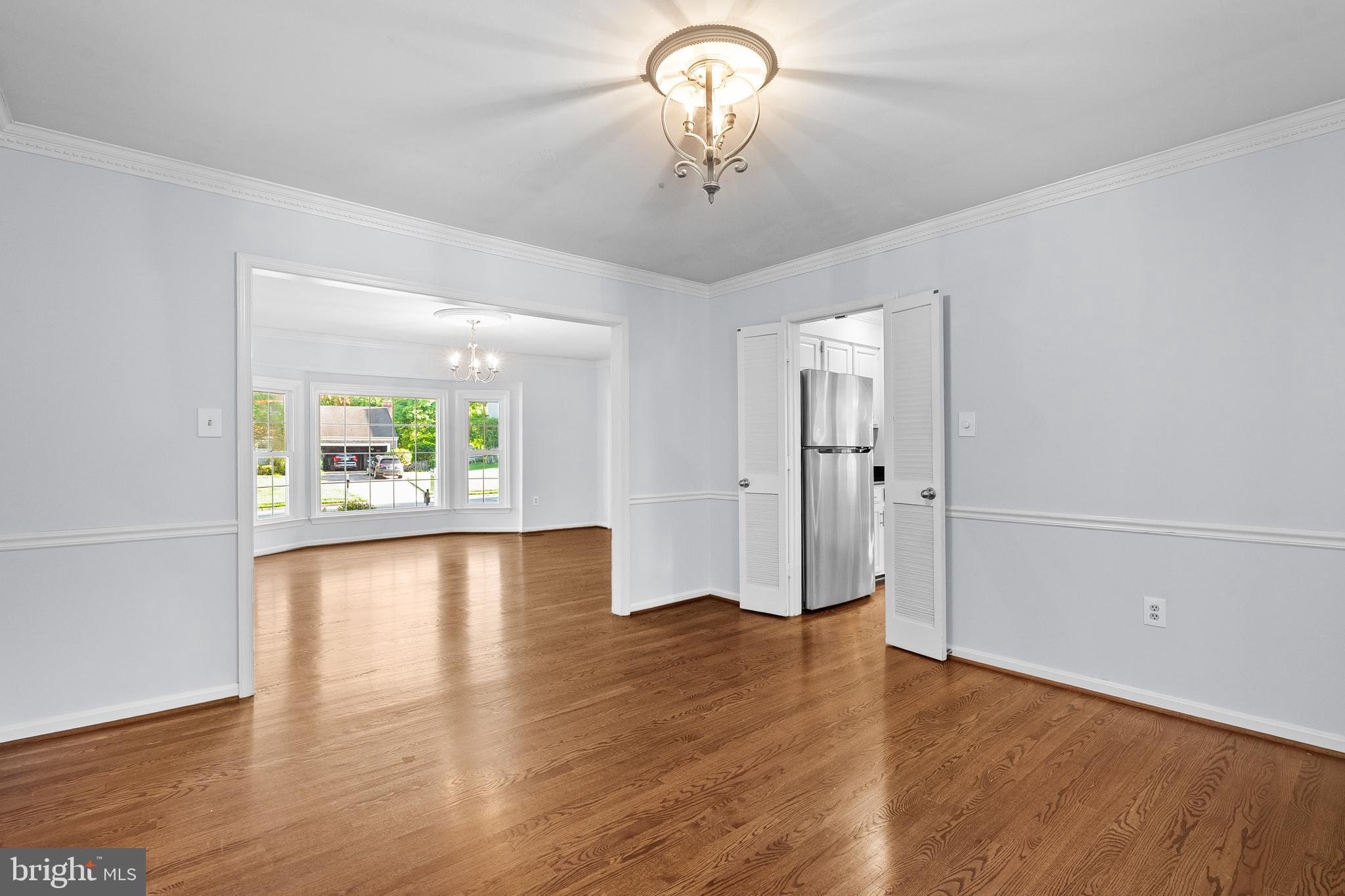 25 WHITTINGHAM CIRCLE