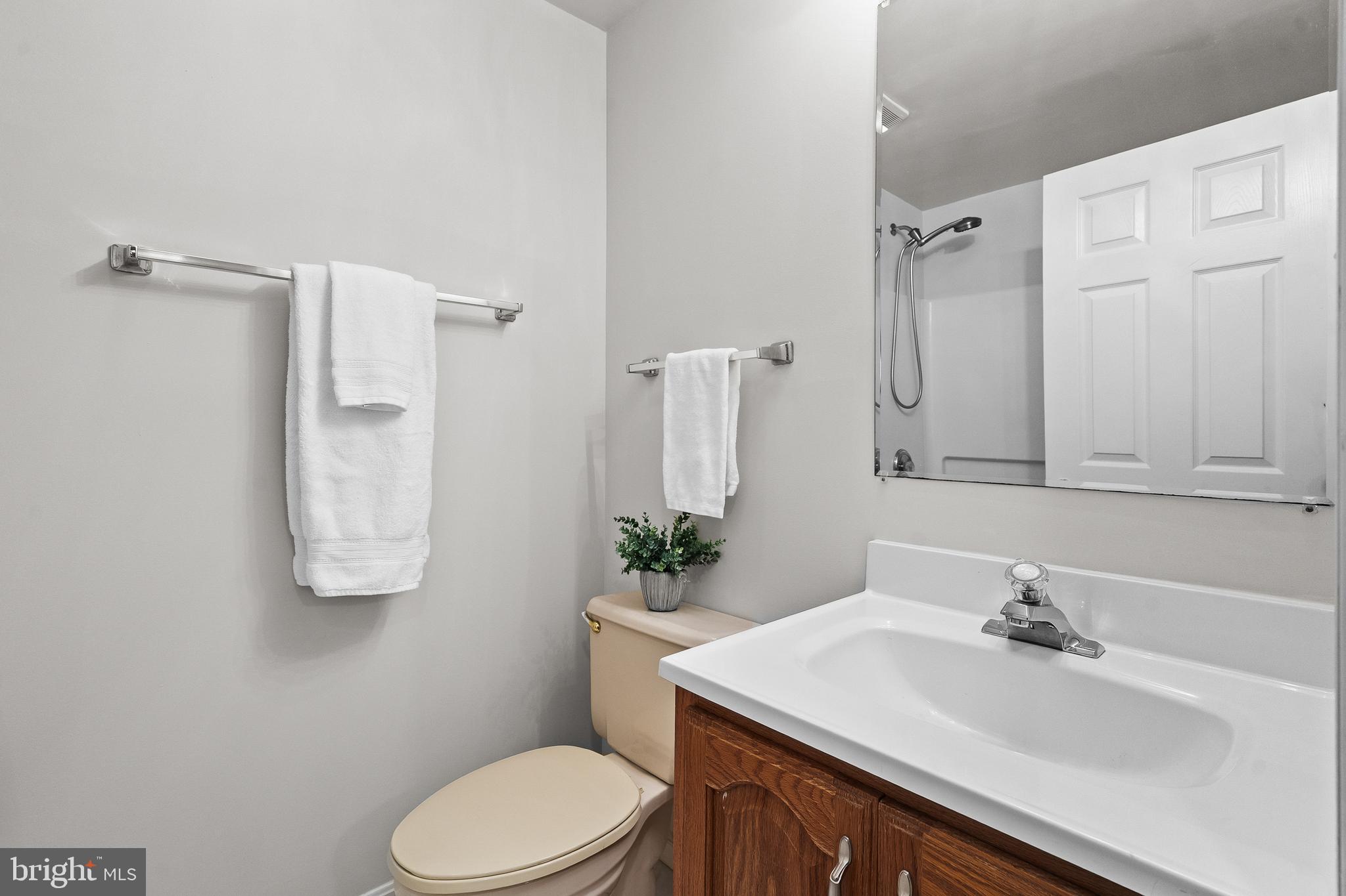 25 WHITTINGHAM CIRCLE