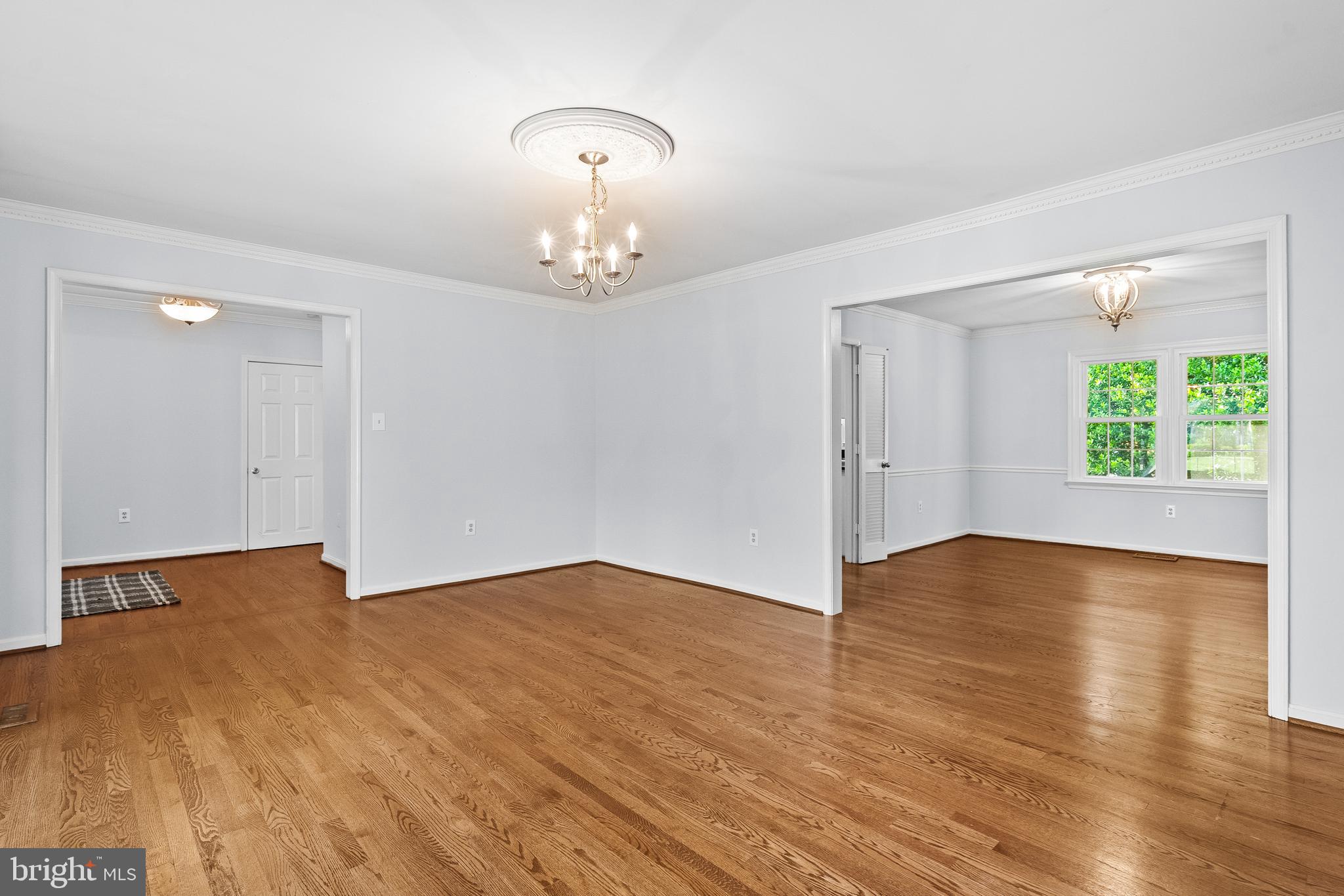 25 WHITTINGHAM CIRCLE