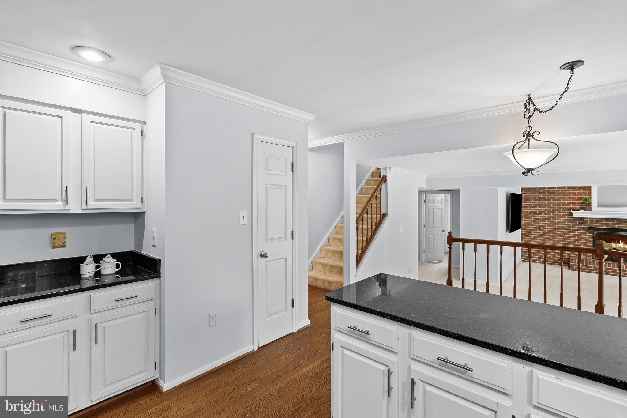 25 WHITTINGHAM CIRCLE