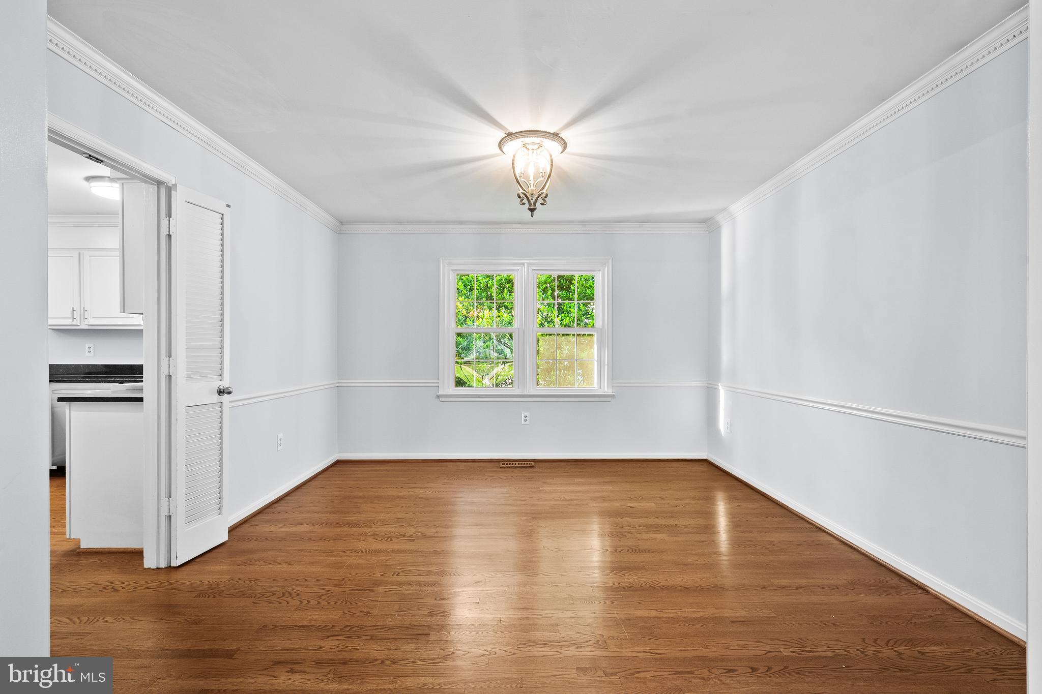 25 WHITTINGHAM CIRCLE