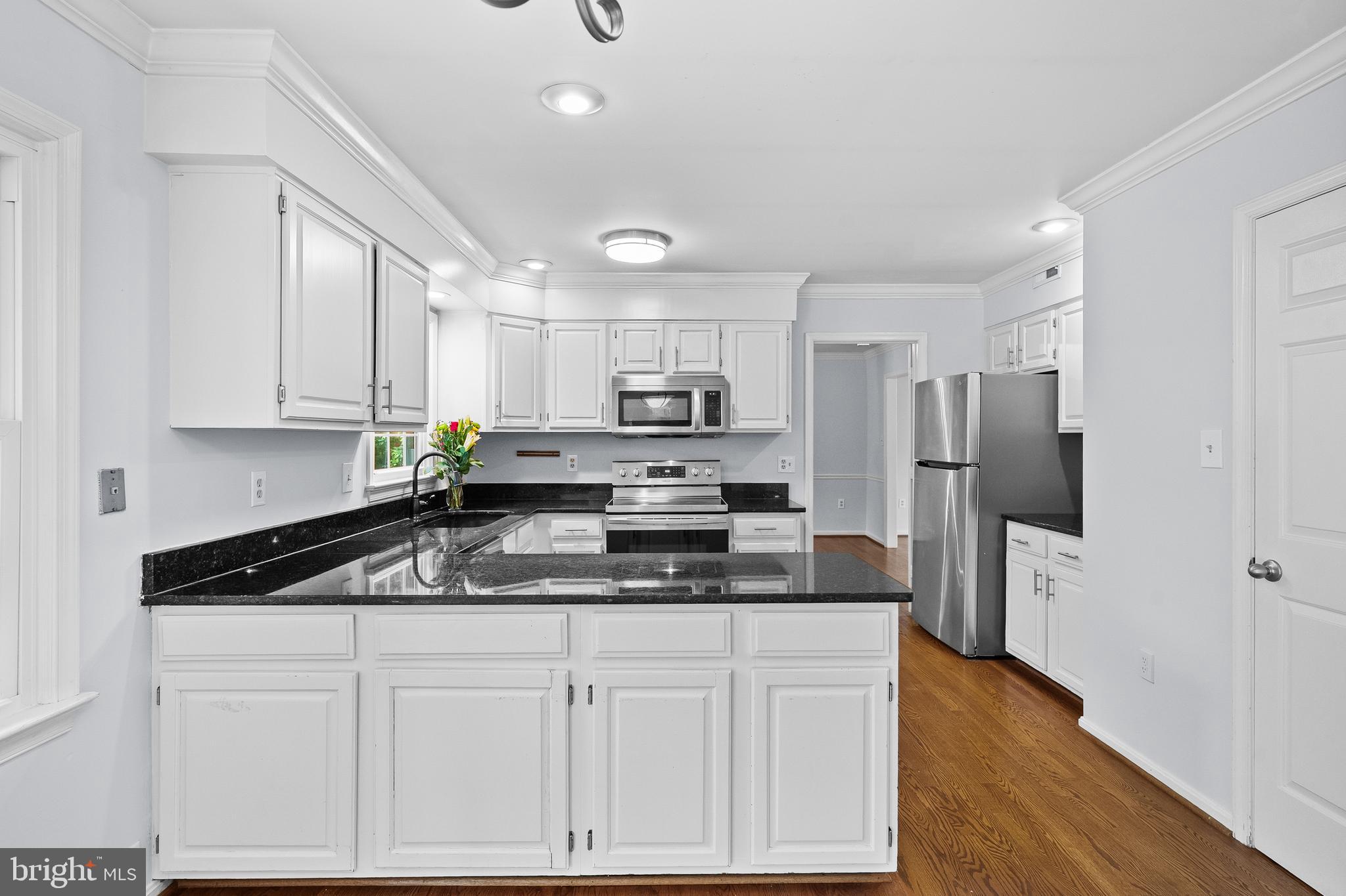 25 WHITTINGHAM CIRCLE