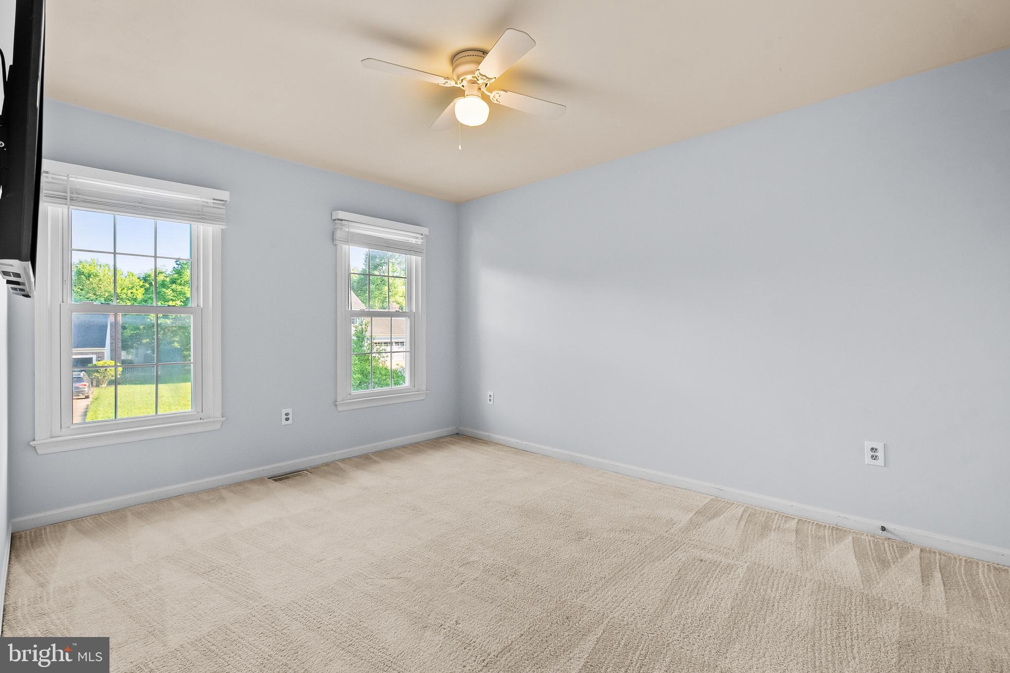 25 WHITTINGHAM CIRCLE