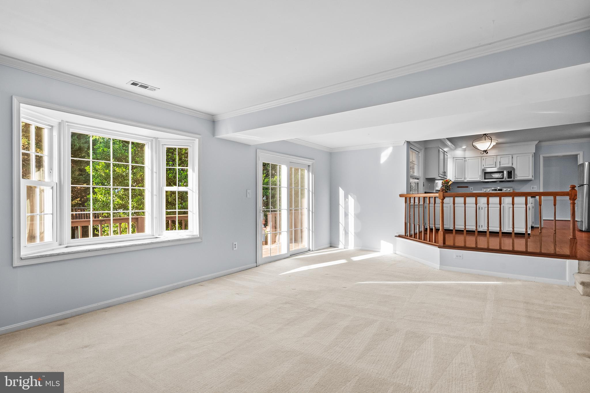 25 WHITTINGHAM CIRCLE