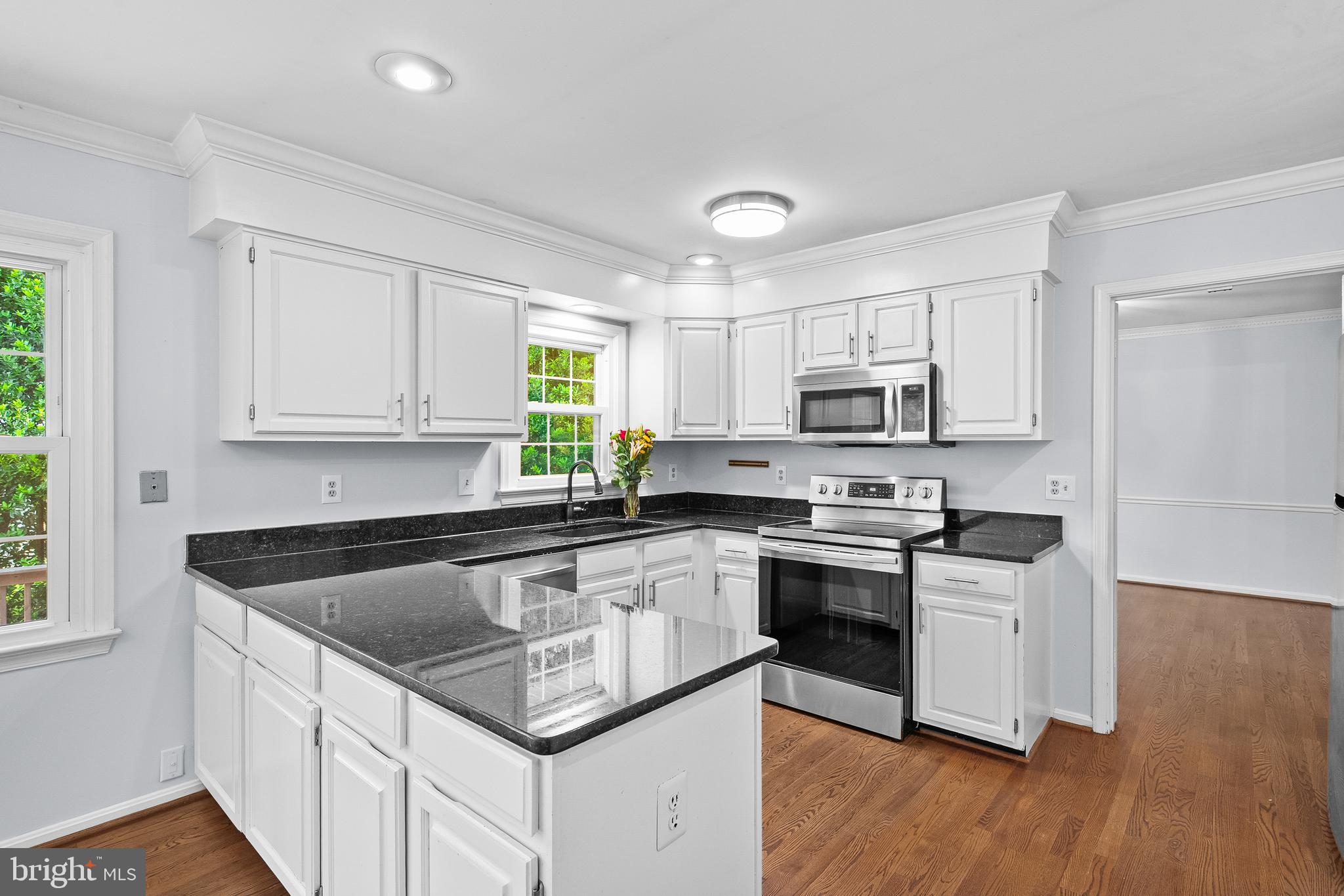 25 WHITTINGHAM CIRCLE