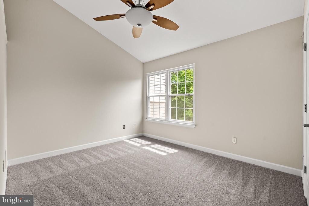 47690 WOOLCOTT SQUARE