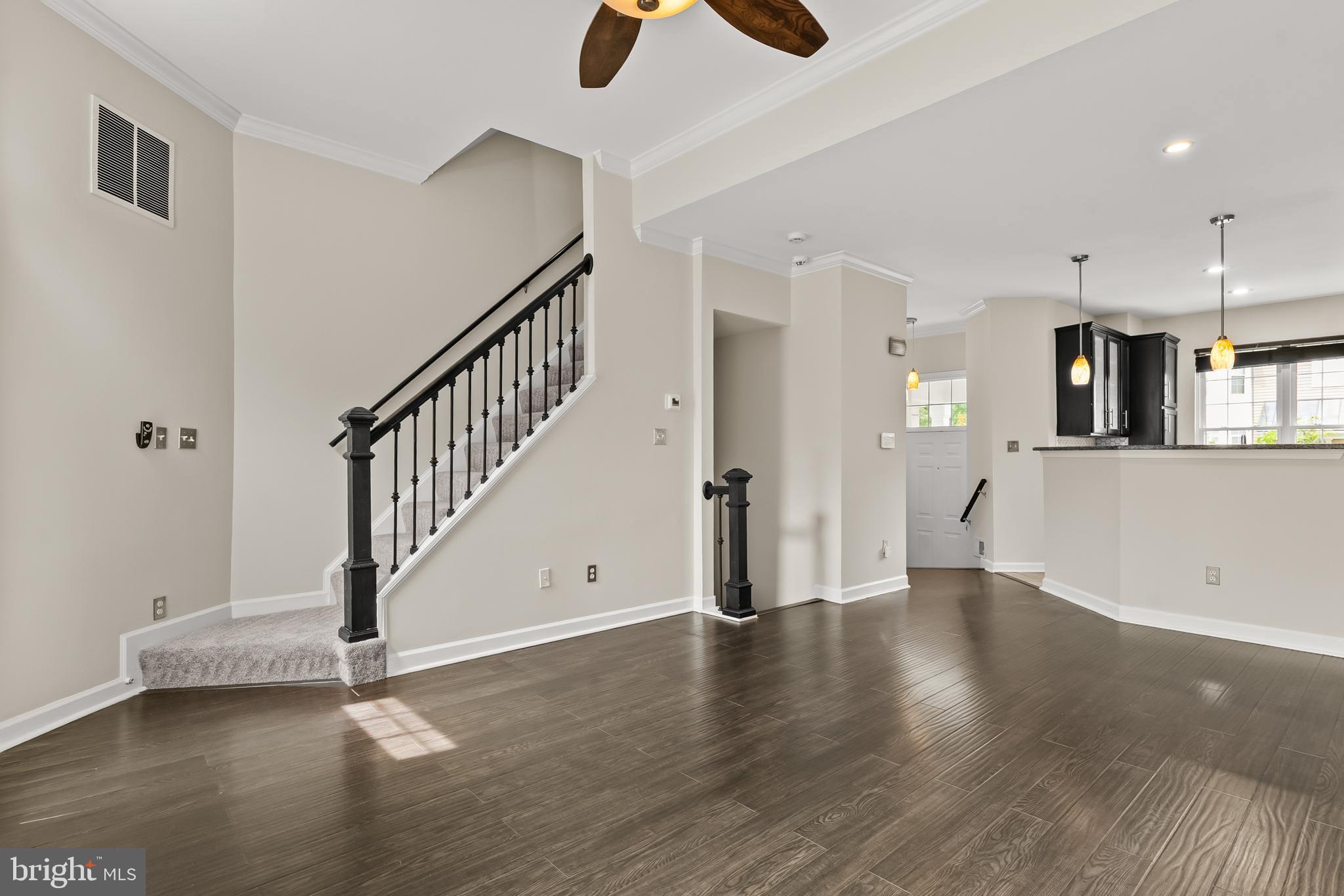 47690 WOOLCOTT SQUARE