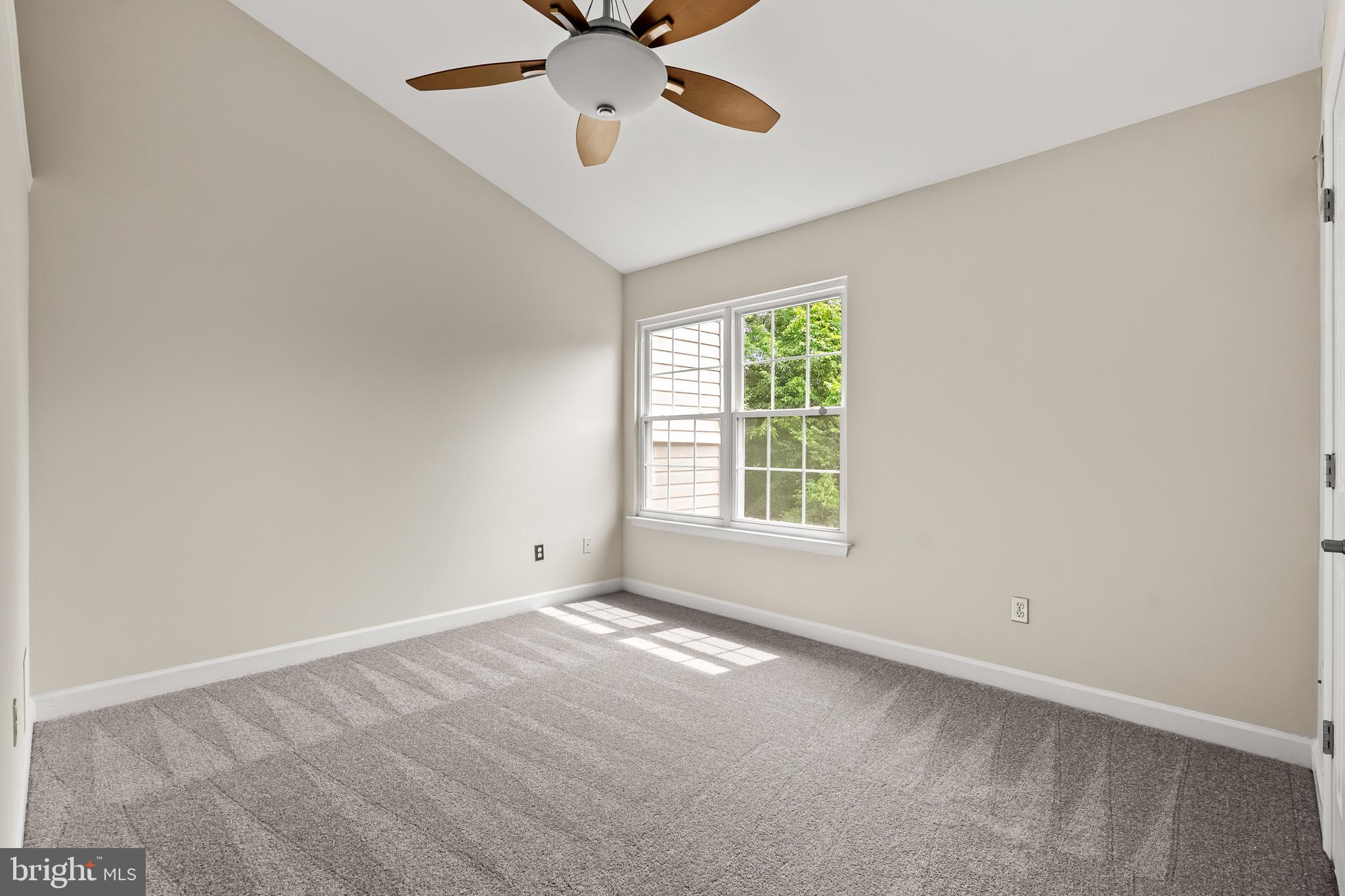 47690 WOOLCOTT SQUARE