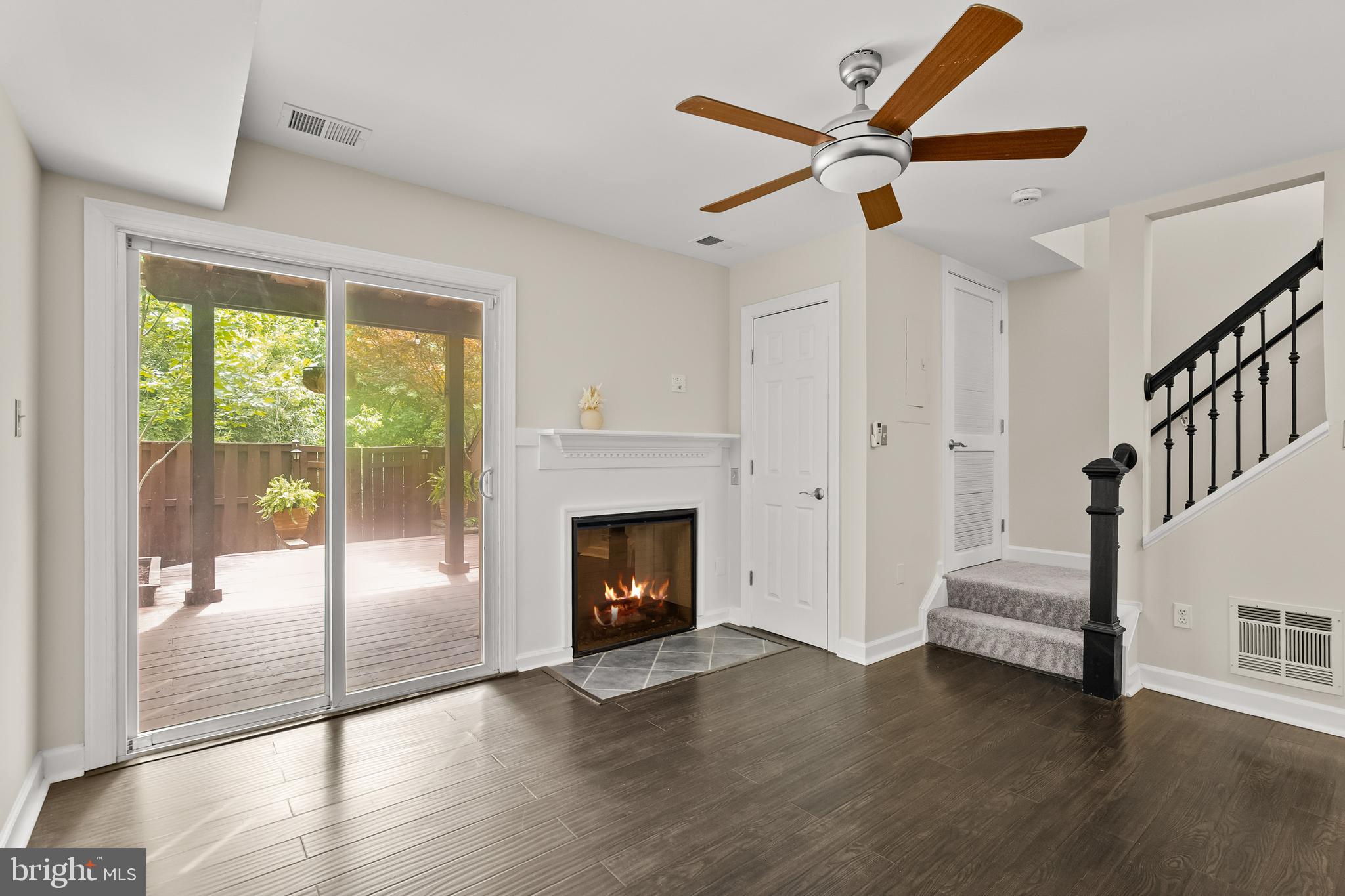 47690 WOOLCOTT SQUARE