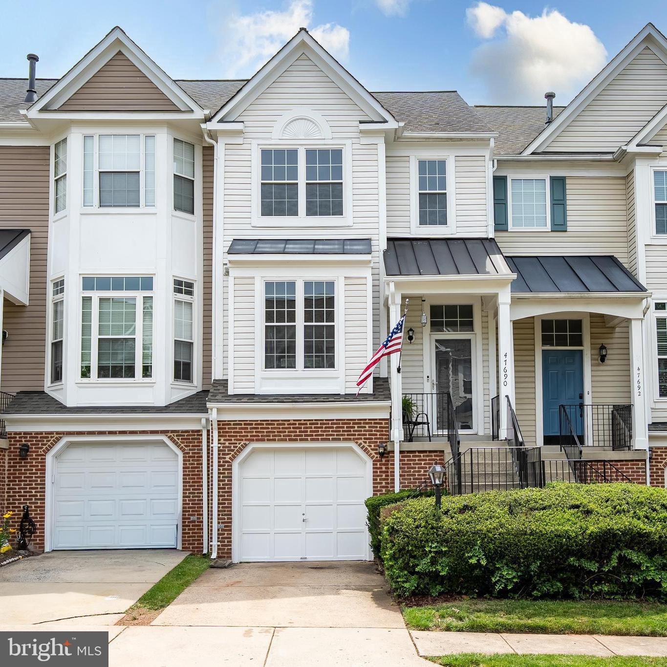 47690 WOOLCOTT SQUARE