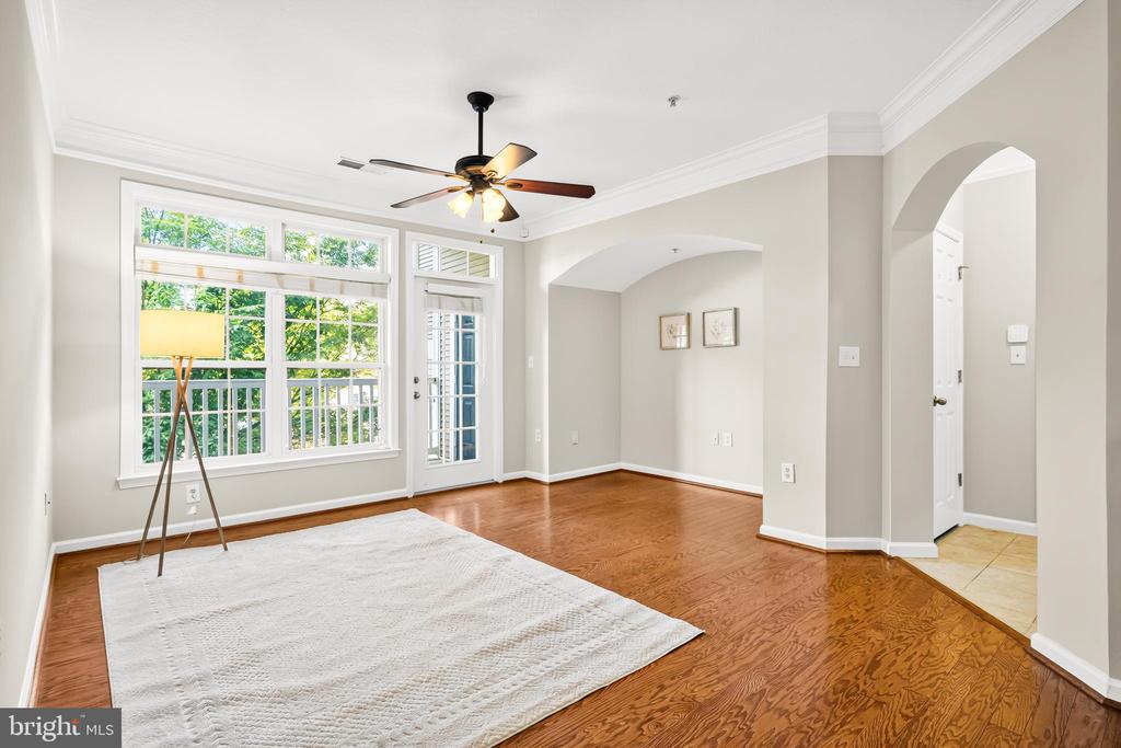 514 SUNSET VIEW Unit: 207
