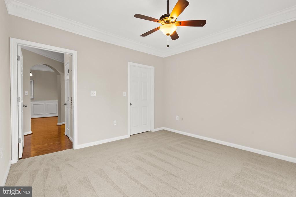 514 SUNSET VIEW Unit: 207