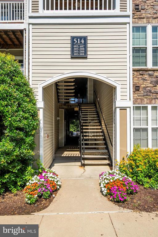 514 SUNSET VIEW Unit: 207