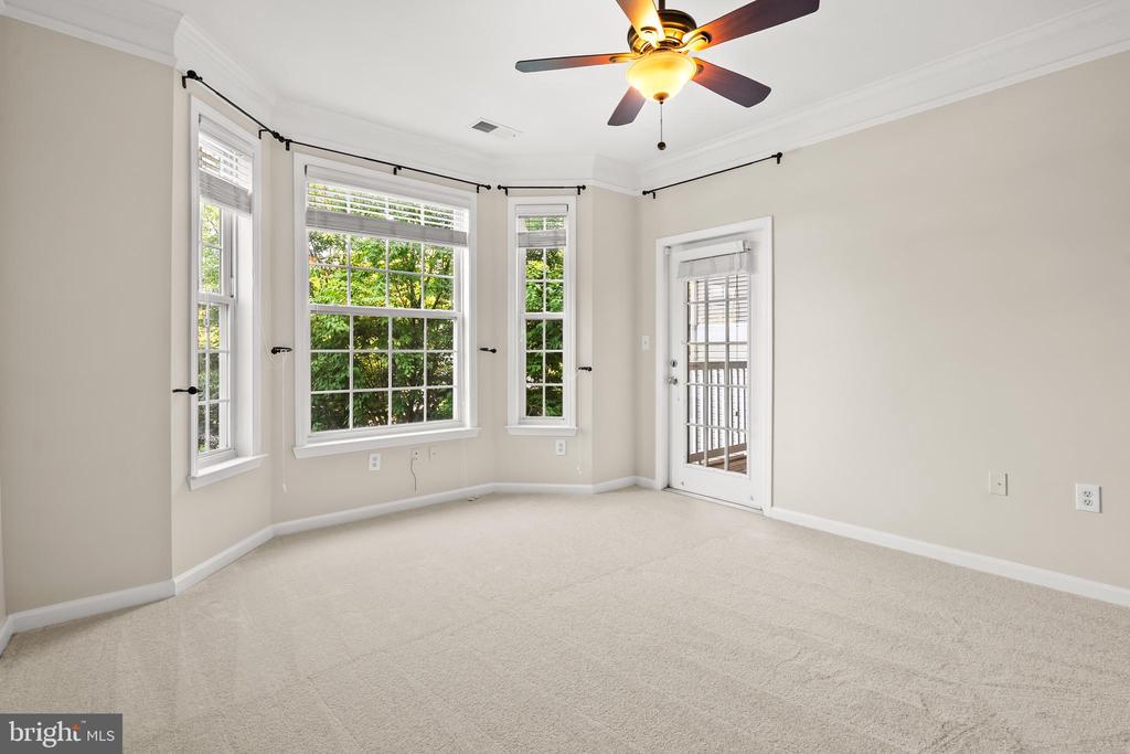 514 SUNSET VIEW Unit: 207