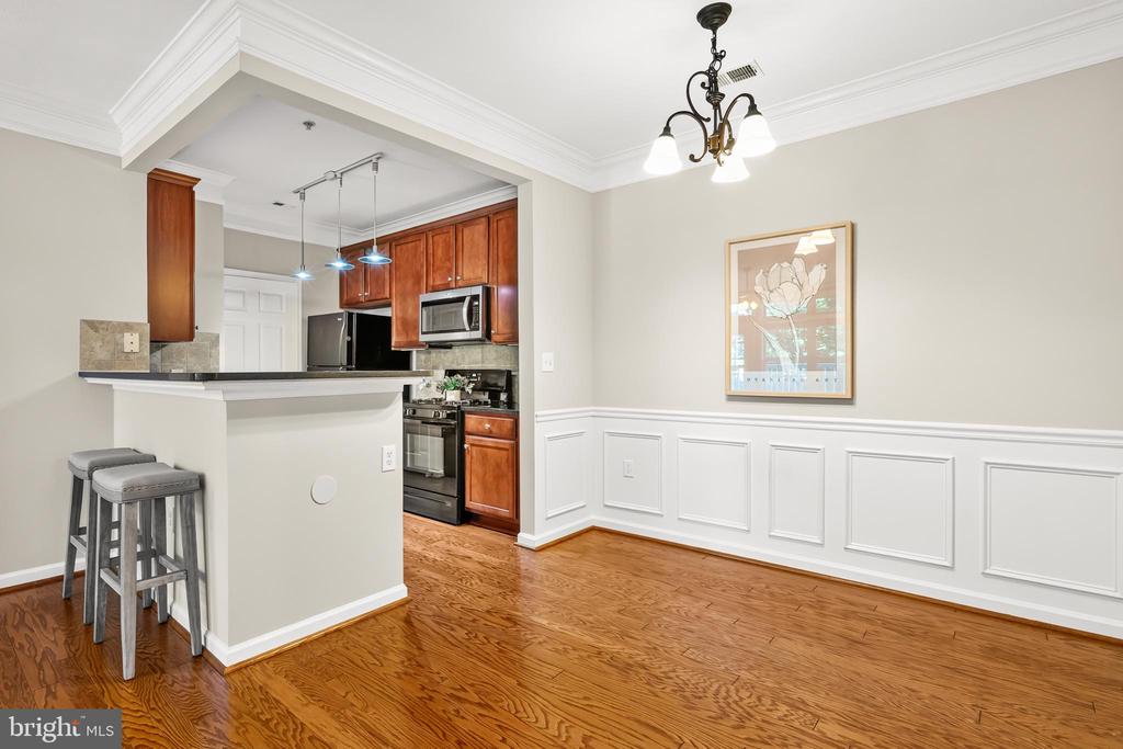 514 SUNSET VIEW Unit: 207