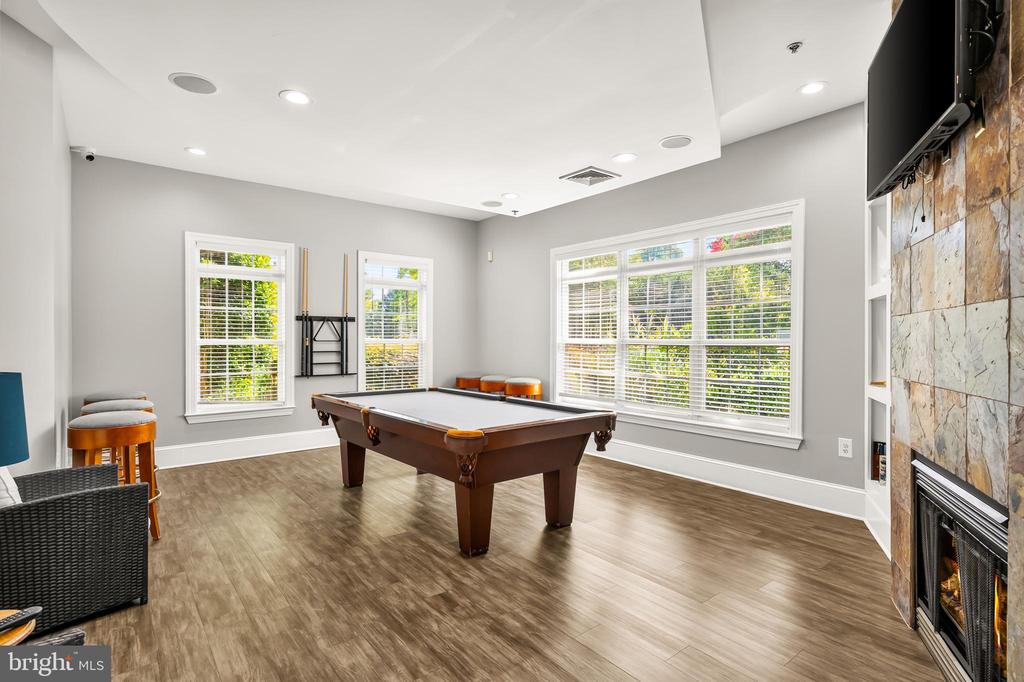 514 SUNSET VIEW Unit: 207