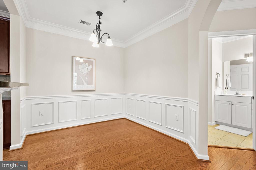 514 SUNSET VIEW Unit: 207